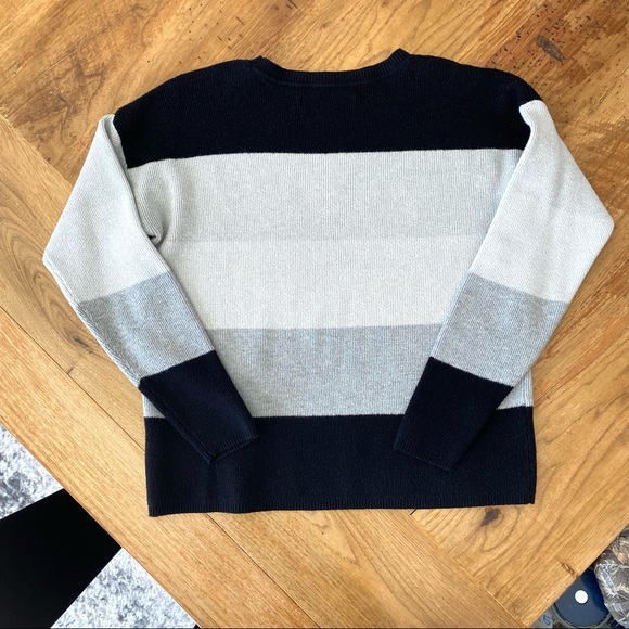 SOLD Apt. 9 Grey/Black/Cream Striped Sweater Size Small - Picture 2 of 6